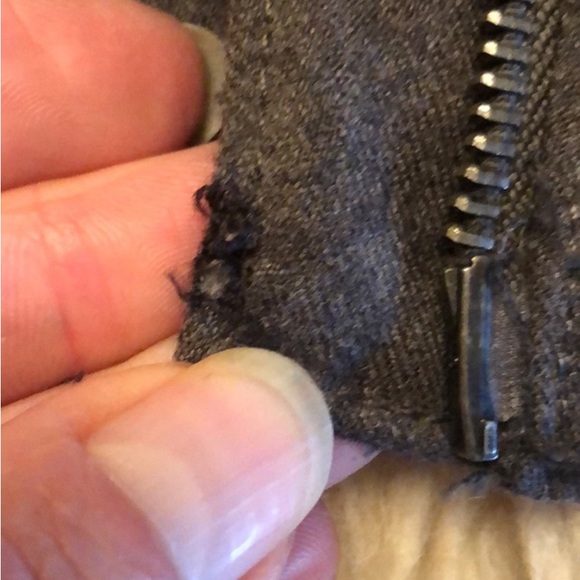 Bench brand Jacket-M-Charcoal-ZipUp-Higher Neck-Longer Length-Fitted-Lightweight - Picture 15 of 16